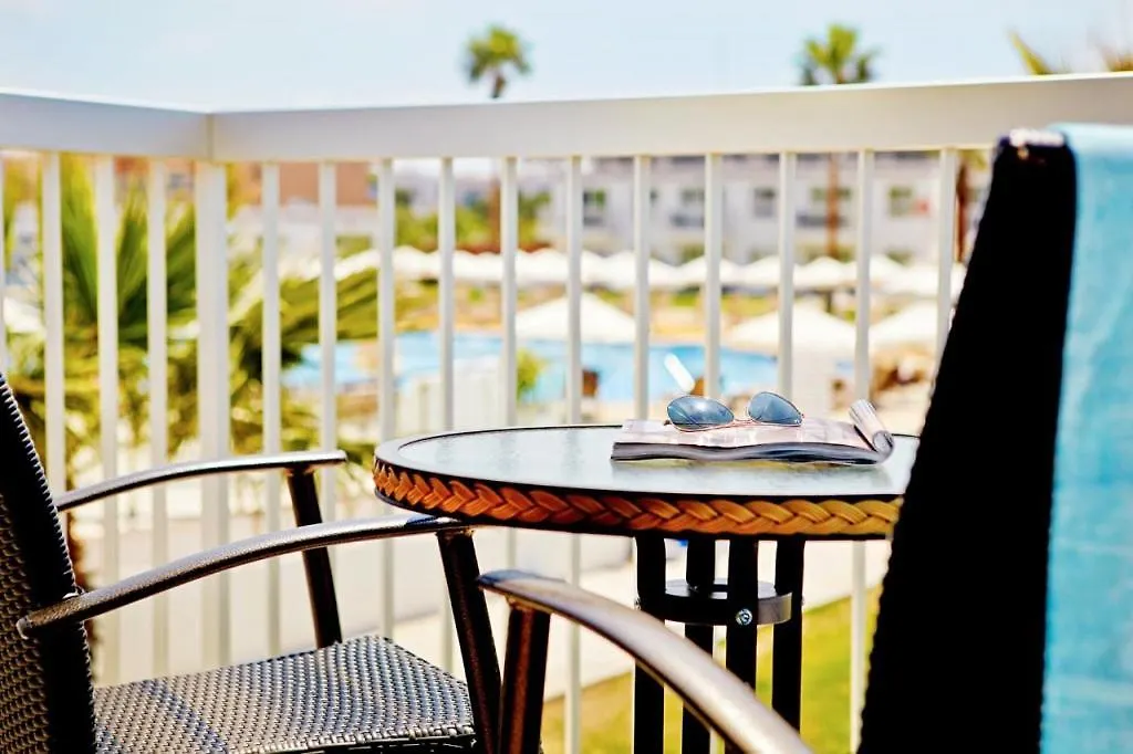 Sunprime Ayia Napa Suites - Adults Only מלון